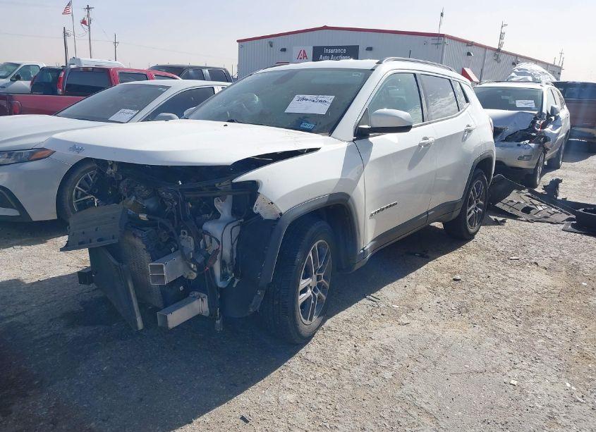 Photo 2 of 2017 Jeep New COMPASS LATITUDE FWD (VIN 3C4NJCBB4HT598000)