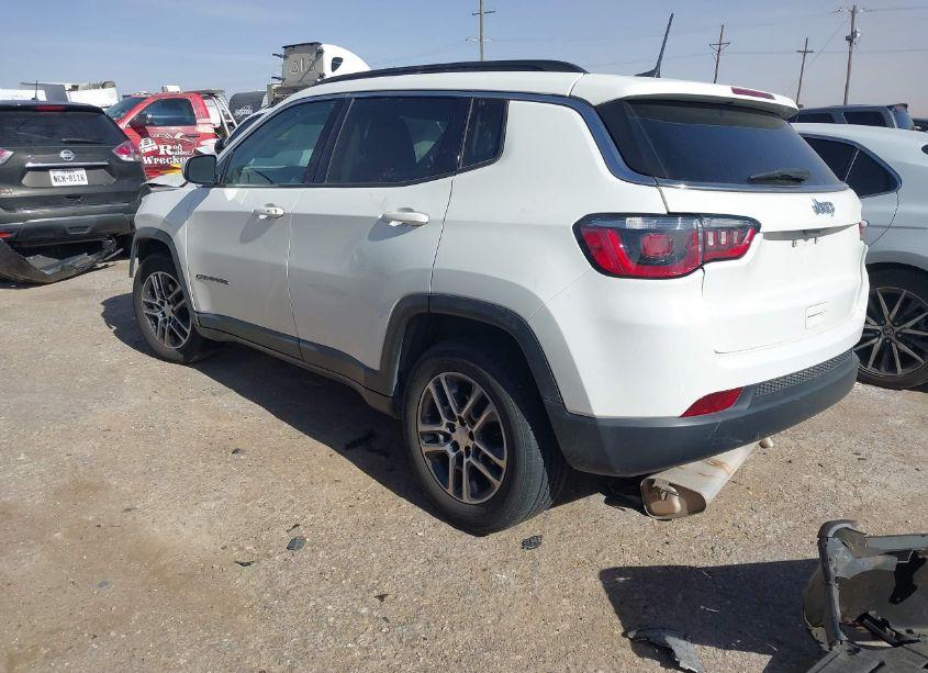 Photo 3 of 2017 Jeep New COMPASS LATITUDE FWD (VIN 3C4NJCBB4HT598000)