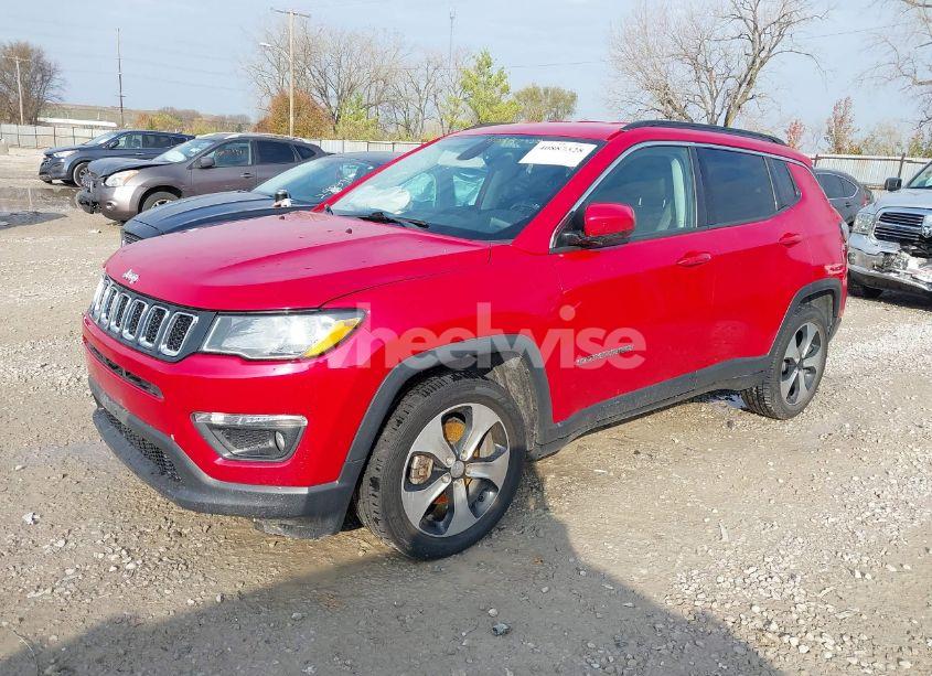 Photo 2 of 2018 Jeep Compass LATITUDE FWD (VIN 3C4NJCBB4JT134081)