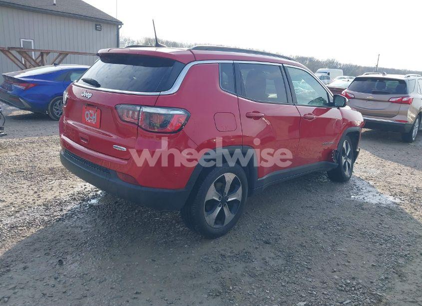 Photo 4 of 2018 Jeep Compass LATITUDE FWD (VIN 3C4NJCBB4JT134081)