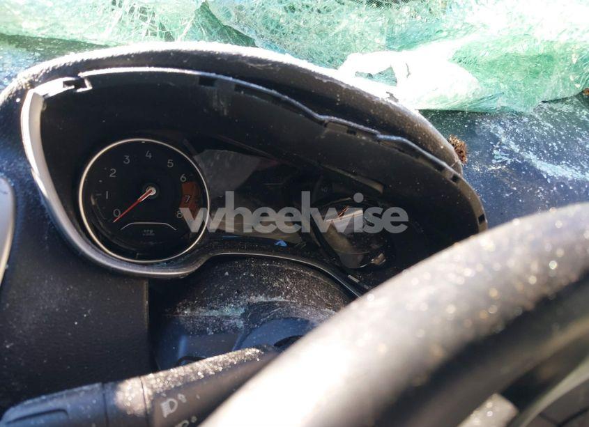 Photo 14 of 2018 Jeep Compass LATITUDE FWD (VIN 3C4NJCBB4JT137577)