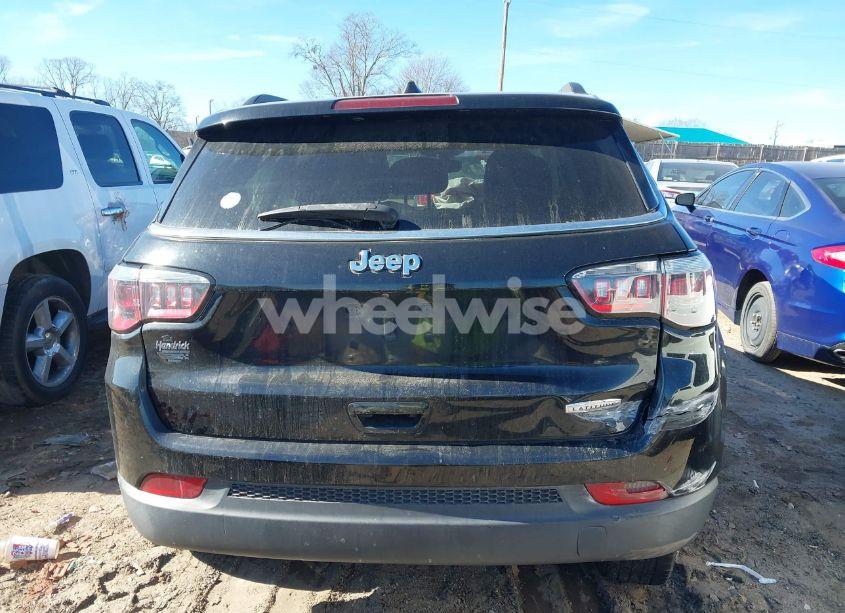 Photo 17 of 2018 Jeep Compass LATITUDE FWD (VIN 3C4NJCBB4JT194426)