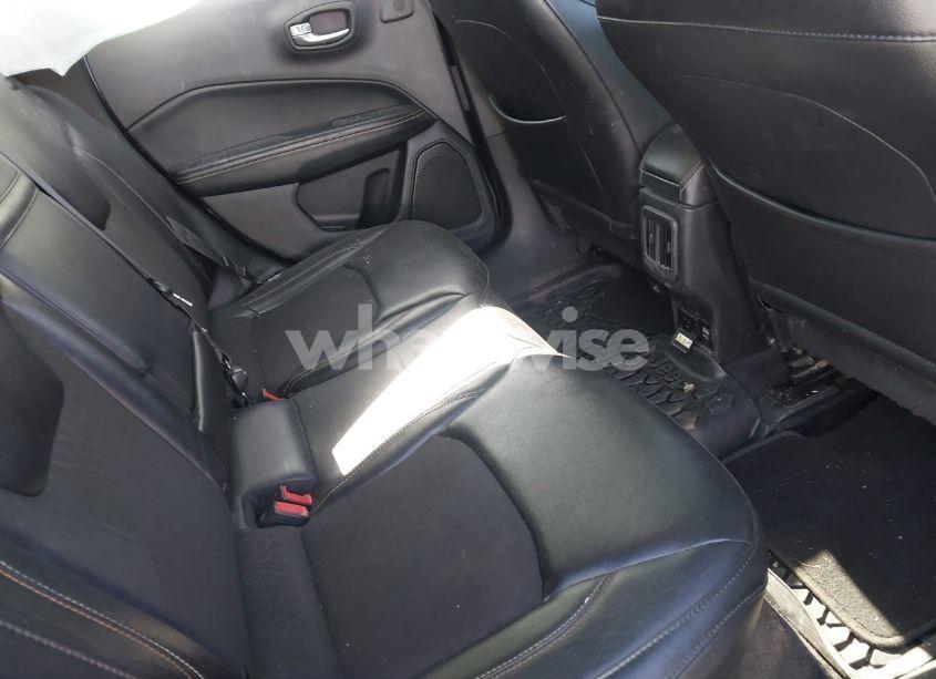 Photo 8 of 2018 Jeep Compass LATITUDE FWD (VIN 3C4NJCBB4JT194426)