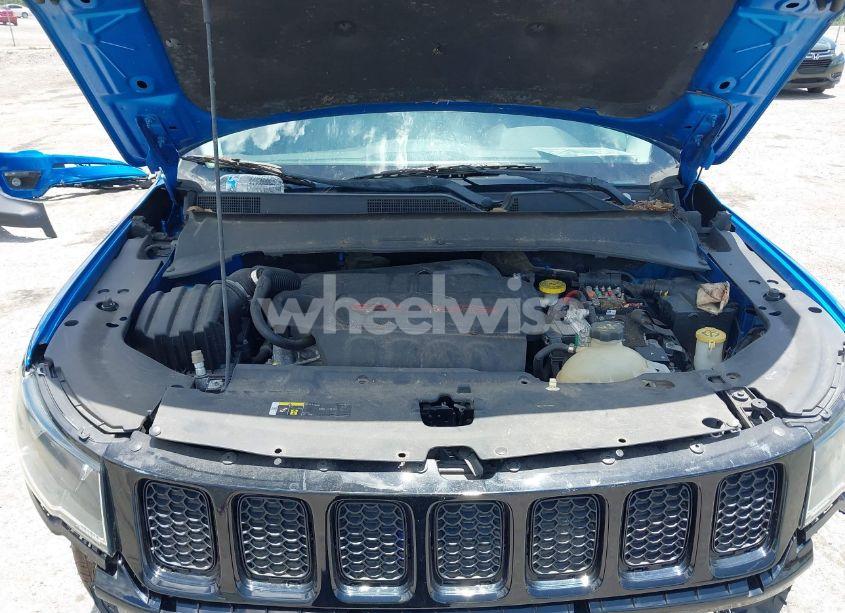Photo 10 of 2018 Jeep Compass LATITUDE FWD (VIN 3C4NJCBB4JT194846)