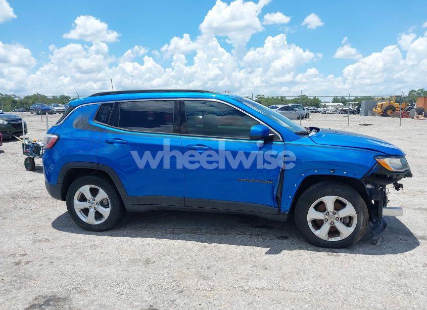 Photo 13 of 2018 Jeep Compass LATITUDE FWD (VIN 3C4NJCBB4JT194846)