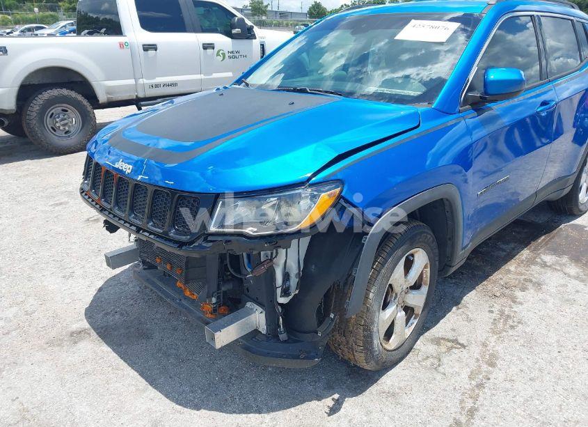 Photo 17 of 2018 Jeep Compass LATITUDE FWD (VIN 3C4NJCBB4JT194846)