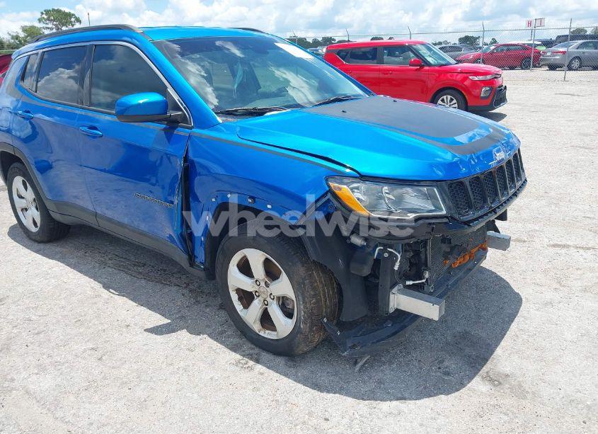 Photo 18 of 2018 Jeep Compass LATITUDE FWD (VIN 3C4NJCBB4JT194846)
