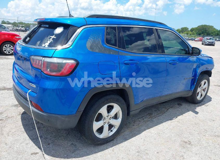 Photo 4 of 2018 Jeep Compass LATITUDE FWD (VIN 3C4NJCBB4JT194846)