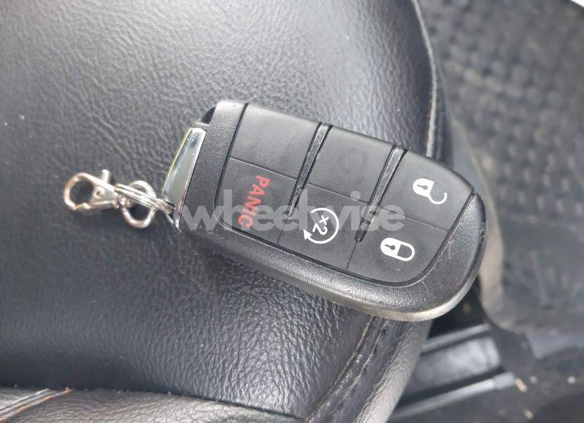 Photo 11 of 2018 Jeep Compass LATITUDE FWD (VIN 3C4NJCBB4JT233662)