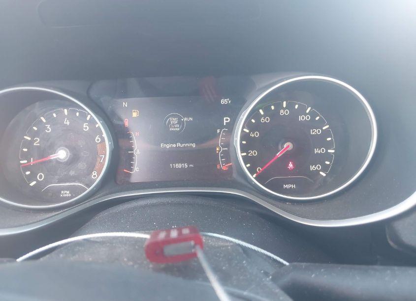 Photo 15 of 2018 Jeep Compass LATITUDE FWD (VIN 3C4NJCBB4JT293148)