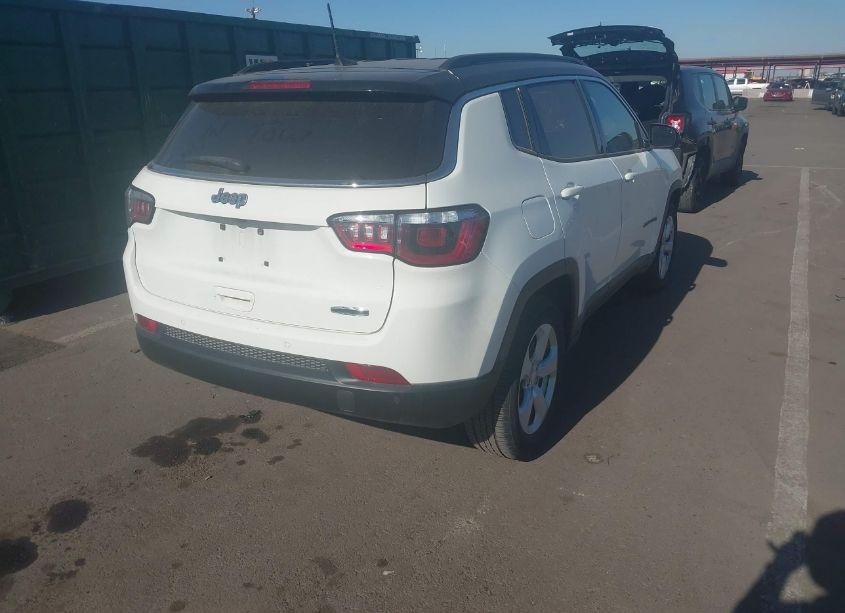 Photo 4 of 2018 Jeep Compass LATITUDE FWD (VIN 3C4NJCBB4JT293148)