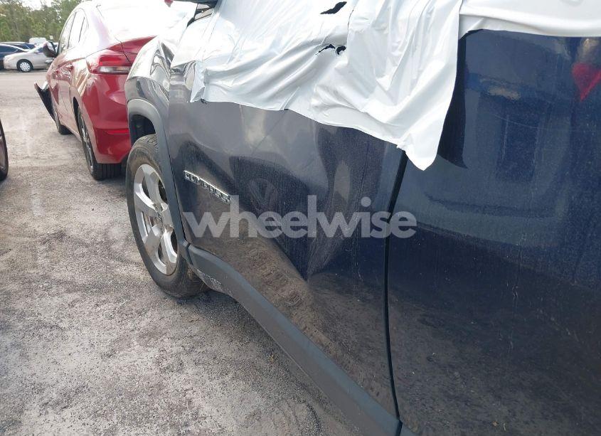 Photo 6 of 2018 Jeep Compass LATITUDE FWD (VIN 3C4NJCBB4JT293389)