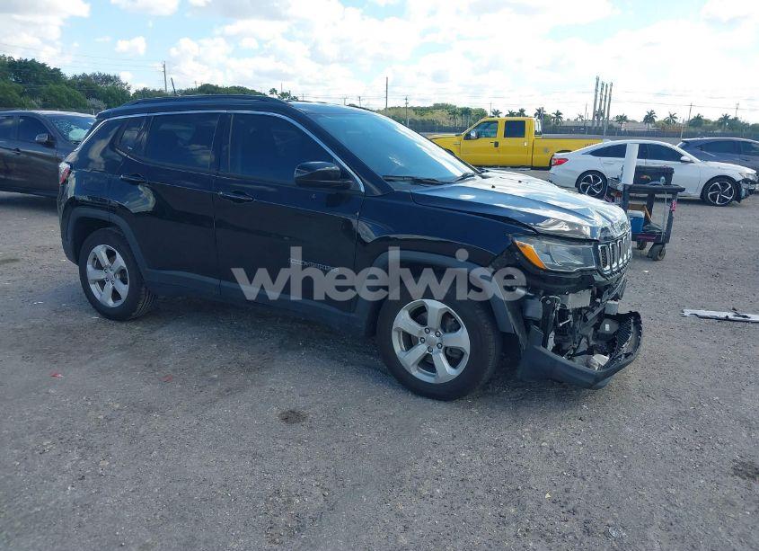 2020 Jeep Compass LATITUDE FWD (VIN 3C4NJCBB4LT253364) main photo