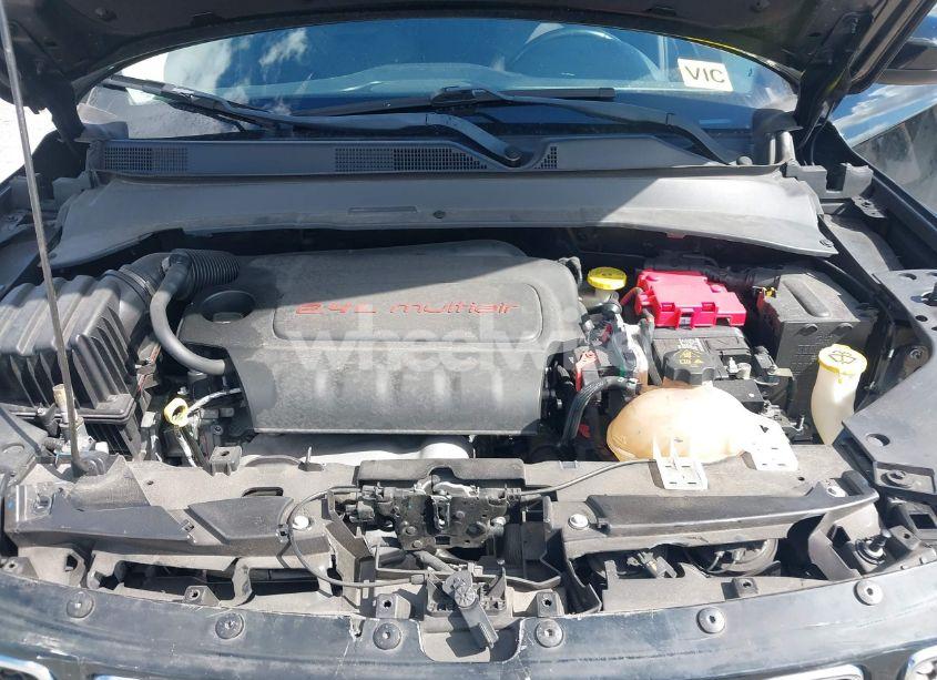 Photo 10 of 2020 Jeep Compass LATITUDE FWD (VIN 3C4NJCBB4LT253364)