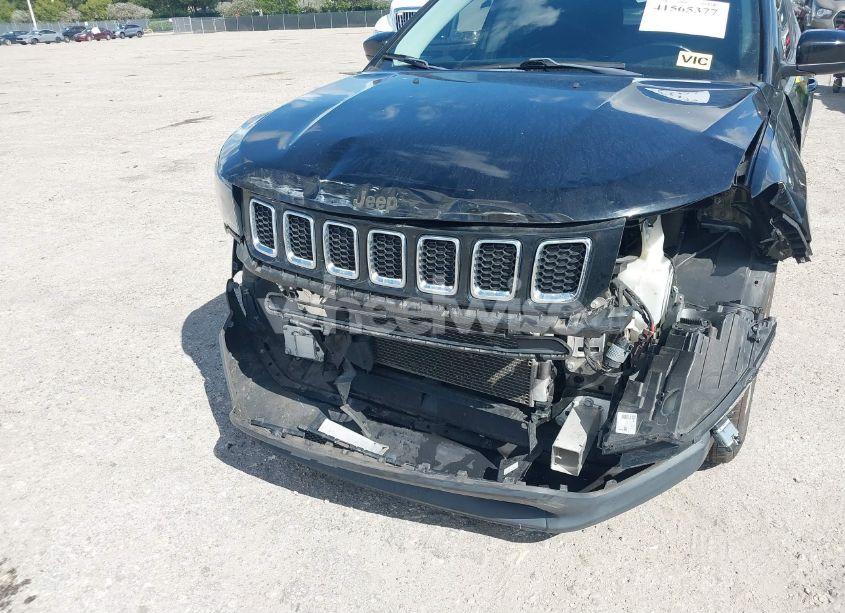 Photo 6 of 2020 Jeep Compass LATITUDE FWD (VIN 3C4NJCBB4LT253364)