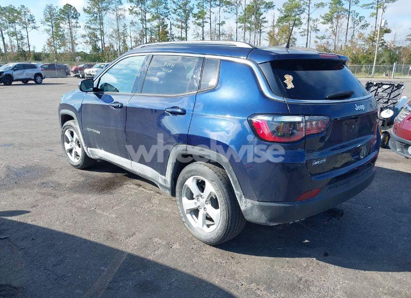 Photo 3 of 2021 Jeep Compass LATITUDE FWD (VIN 3C4NJCBB4MT510184)