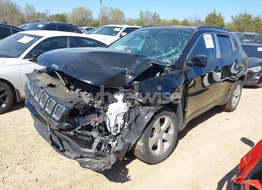 Photo 2 of 2021 Jeep Compass LATITUDE FWD (VIN 3C4NJCBB4MT532251)