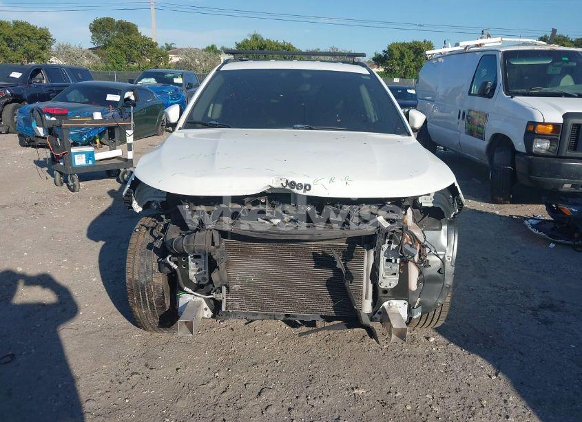 Photo 13 of 2021 Jeep Compass LATITUDE FWD (VIN 3C4NJCBB4MT567601)