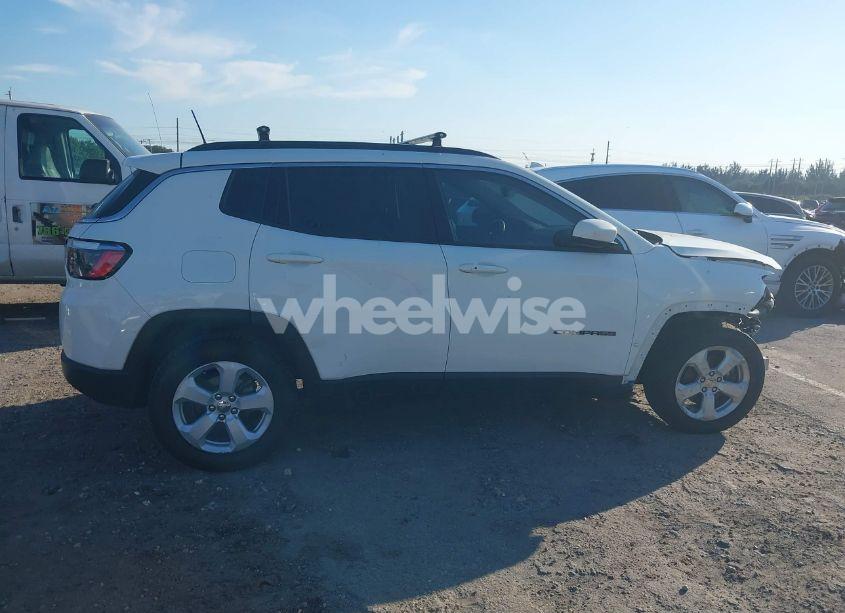 Photo 14 of 2021 Jeep Compass LATITUDE FWD (VIN 3C4NJCBB4MT567601)