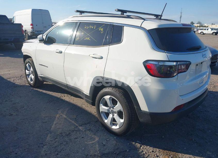 Photo 3 of 2021 Jeep Compass LATITUDE FWD (VIN 3C4NJCBB4MT567601)