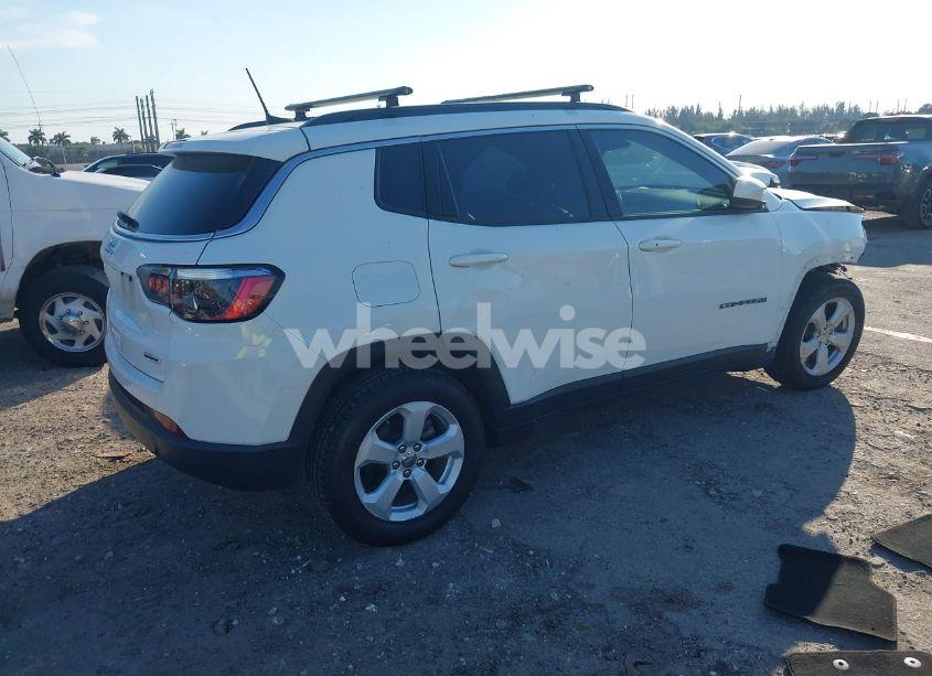 Photo 4 of 2021 Jeep Compass LATITUDE FWD (VIN 3C4NJCBB4MT567601)