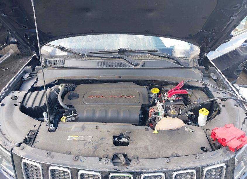 Photo 10 of 2021 Jeep Compass LATITUDE FWD (VIN 3C4NJCBB4MT585581)