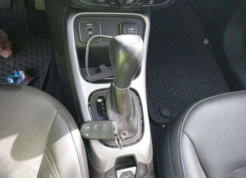 Photo 11 of 2021 Jeep Compass LATITUDE FWD (VIN 3C4NJCBB4MT585581)