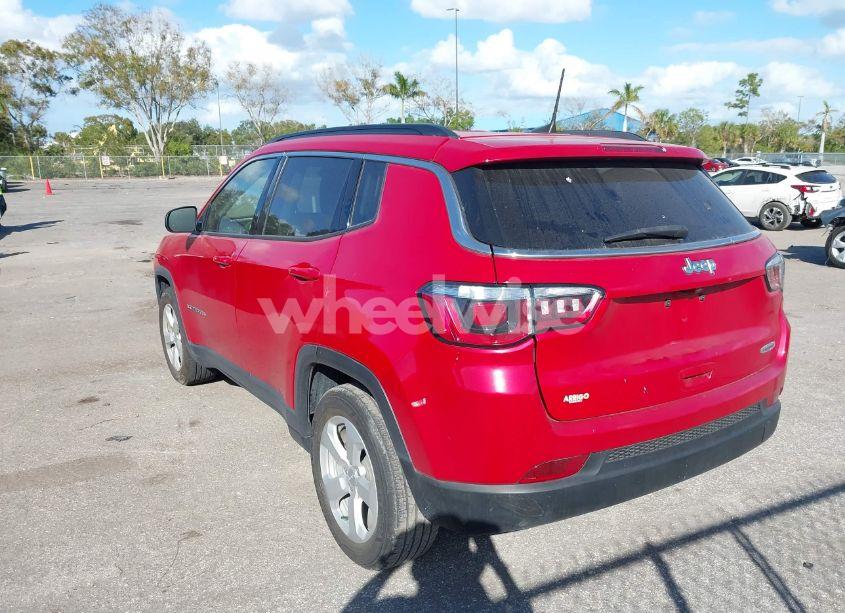 Photo 3 of 2021 Jeep Compass LATITUDE FWD (VIN 3C4NJCBB4MT592188)