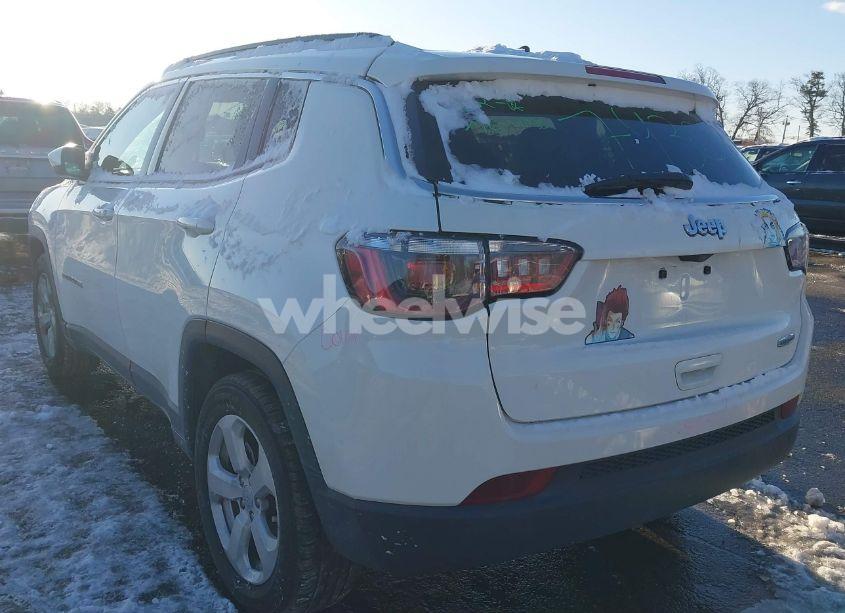 Photo 3 of 2021 Jeep Compass LATITUDE FWD (VIN 3C4NJCBB4MT592370)