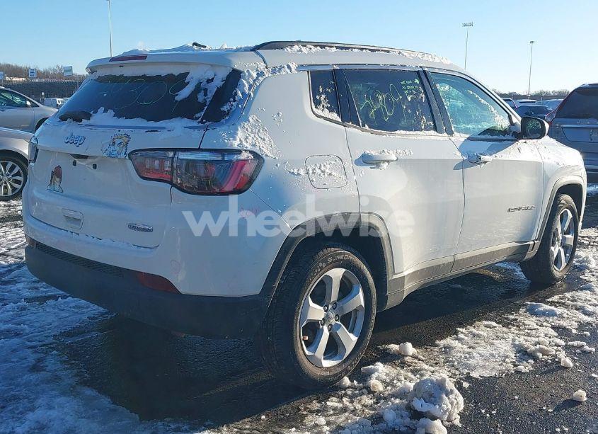 Photo 4 of 2021 Jeep Compass LATITUDE FWD (VIN 3C4NJCBB4MT592370)