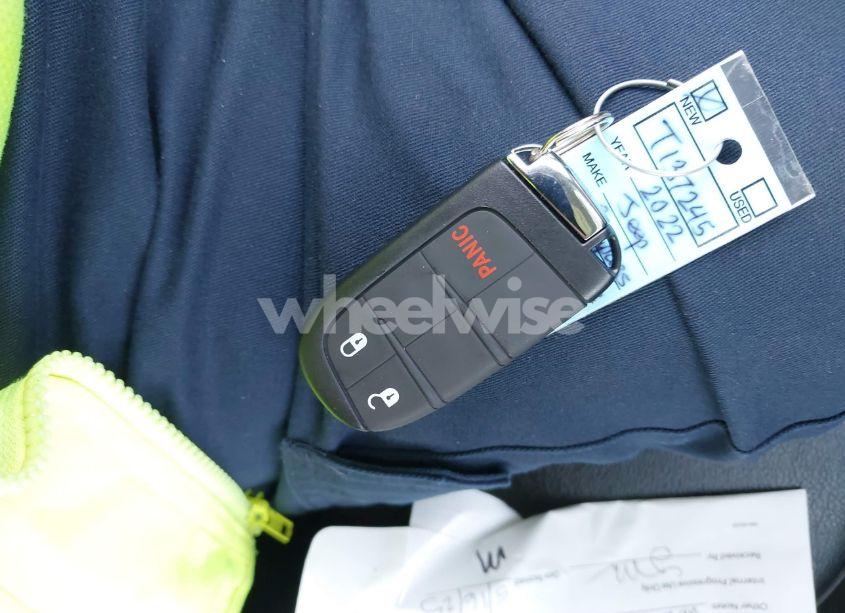 Photo 11 of 2022 Jeep Compass LATITUDE FWD (VIN 3C4NJCBB4NT137245)