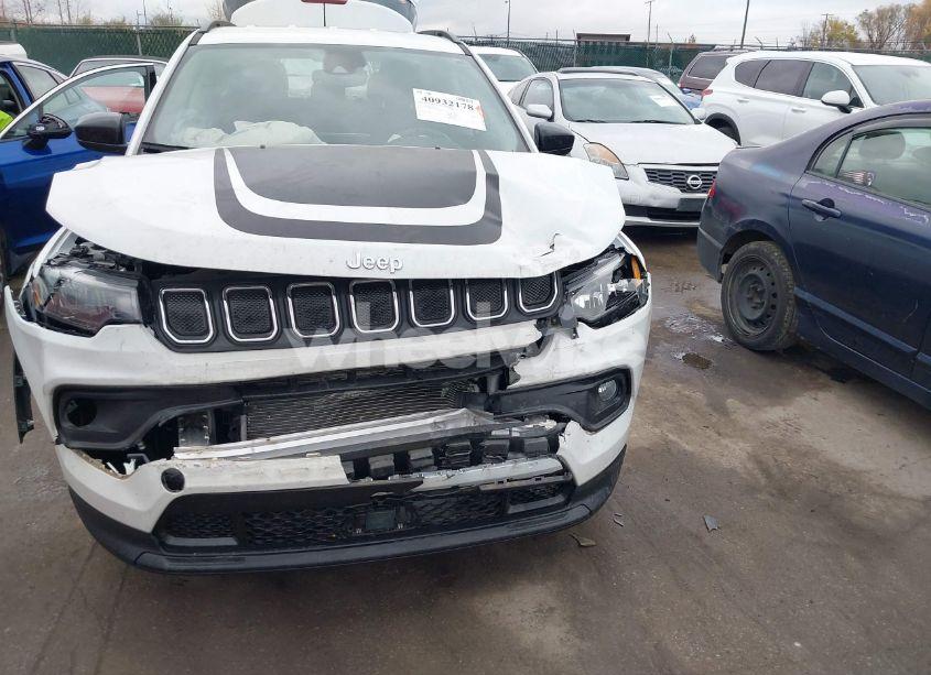 Photo 6 of 2022 Jeep Compass LATITUDE FWD (VIN 3C4NJCBB4NT218259)
