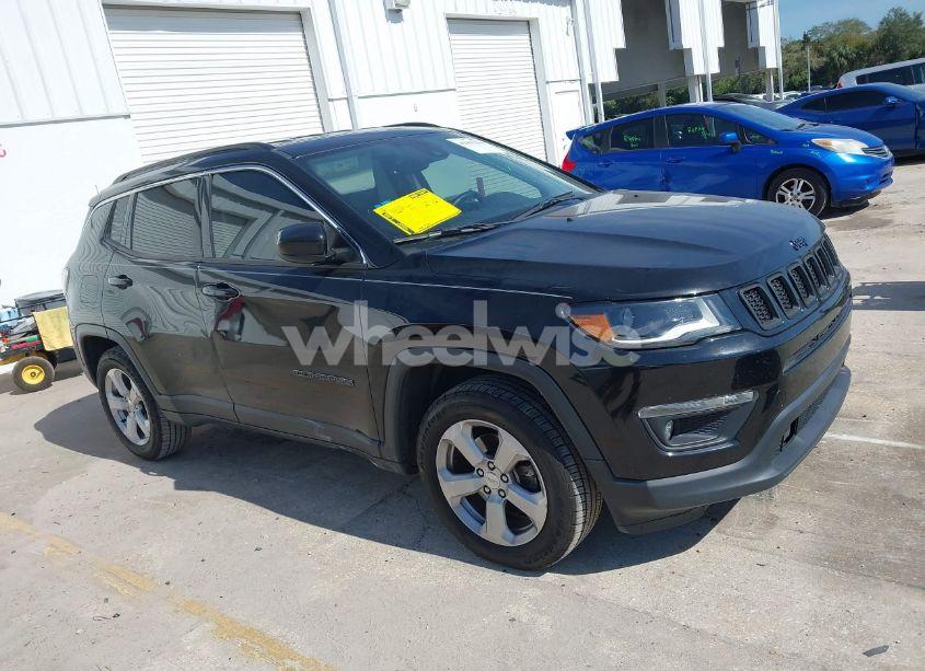Photo 14 of 2018 Jeep Compass LATITUDE FWD (VIN 3C4NJCBB5JT102532)