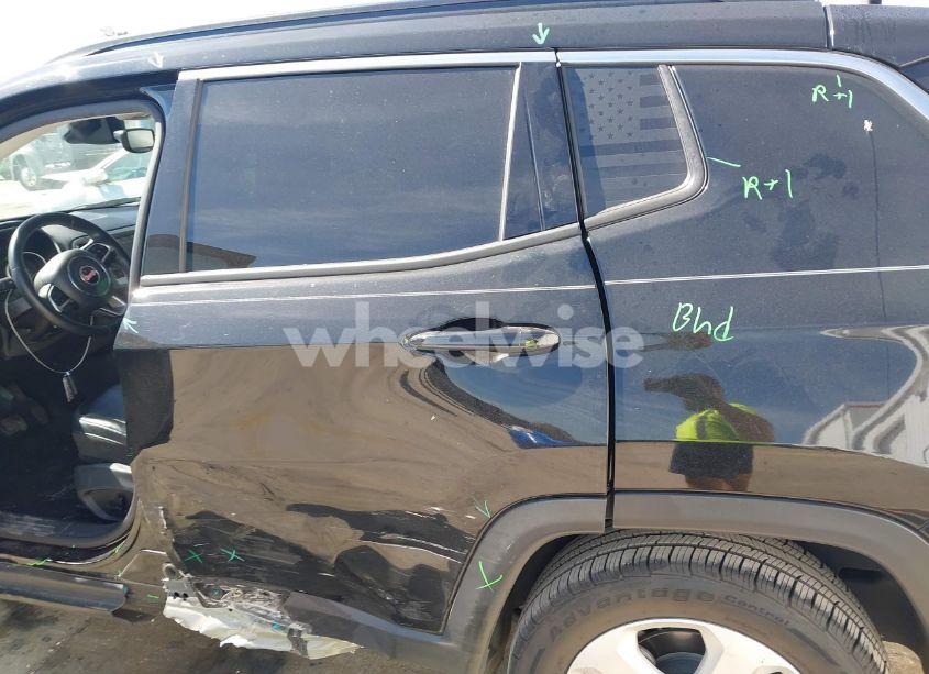 Photo 6 of 2018 Jeep Compass LATITUDE FWD (VIN 3C4NJCBB5JT102532)