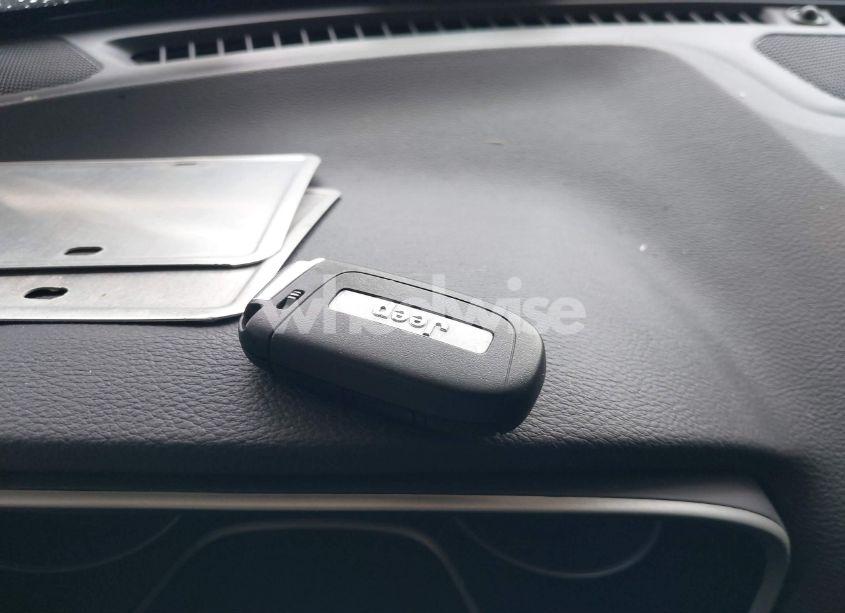 Photo 11 of 2018 Jeep Compass LATITUDE FWD (VIN 3C4NJCBB5JT194175)