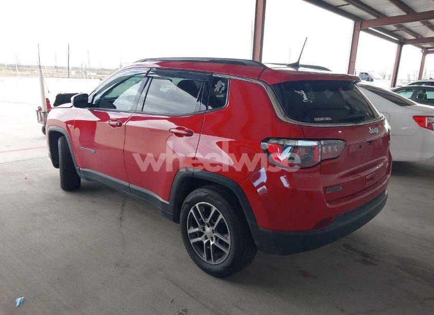Photo 3 of 2018 Jeep Compass LATITUDE FWD (VIN 3C4NJCBB5JT194175)
