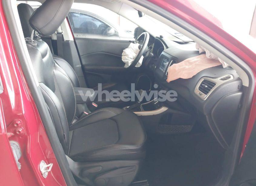 Photo 5 of 2018 Jeep Compass LATITUDE FWD (VIN 3C4NJCBB5JT194175)