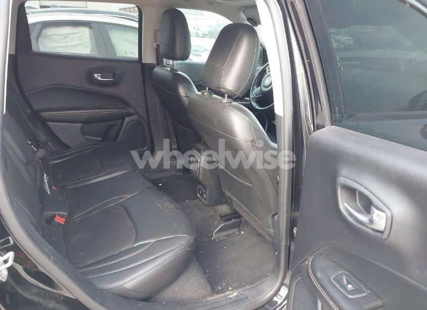 Photo 8 of 2018 Jeep Compass LATITUDE FWD (VIN 3C4NJCBB5JT240751)