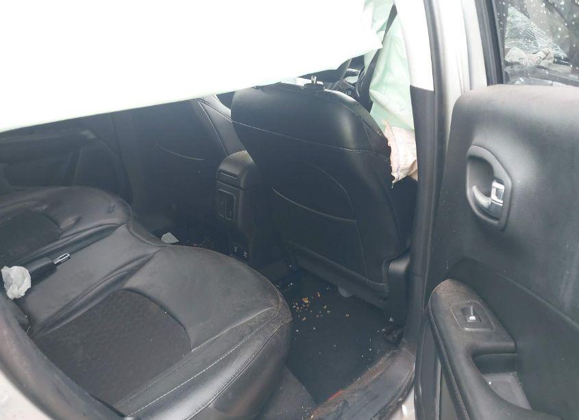 Photo 8 of 2019 Jeep Compass ALTITUDE FWD (VIN 3C4NJCBB5KT612929)