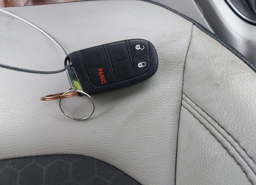 Photo 11 of 2019 Jeep Compass SUN AND WHEEL FWD (VIN 3C4NJCBB5KT692622)