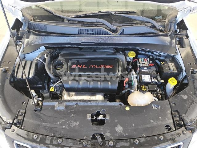 Photo 2 of 2019 JEEP COMPASS LATITUDE N/A (VIN 3C4NJCBB5KT699392)