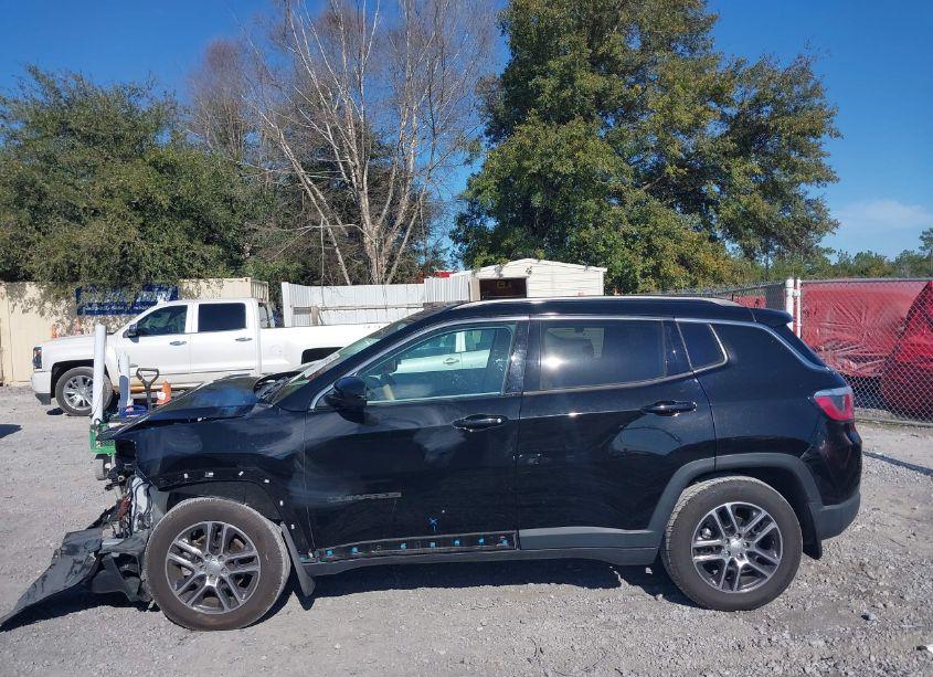 Photo 14 of 2019 Jeep Compass SUN AND WHEEL FWD (VIN 3C4NJCBB5KT711413)