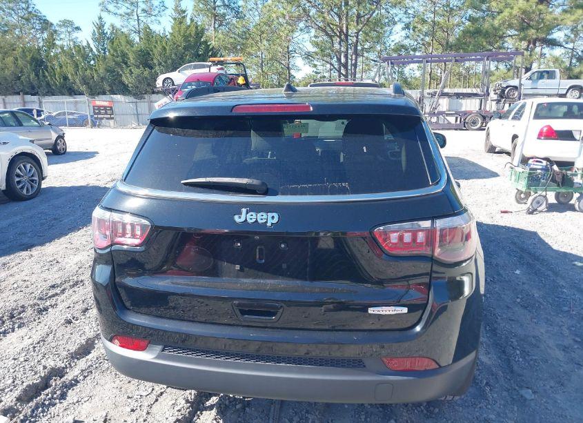 Photo 16 of 2019 Jeep Compass SUN AND WHEEL FWD (VIN 3C4NJCBB5KT711413)