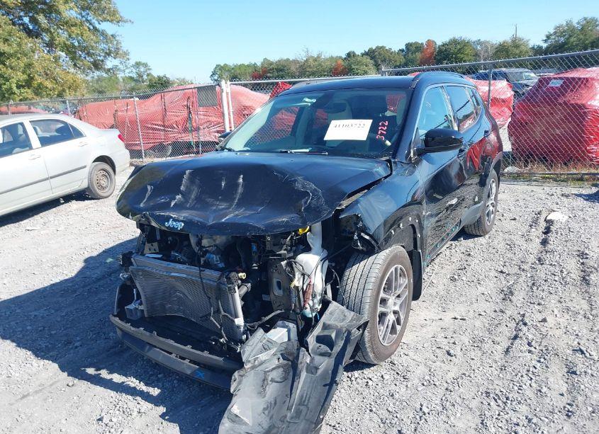 Photo 2 of 2019 Jeep Compass SUN AND WHEEL FWD (VIN 3C4NJCBB5KT711413)