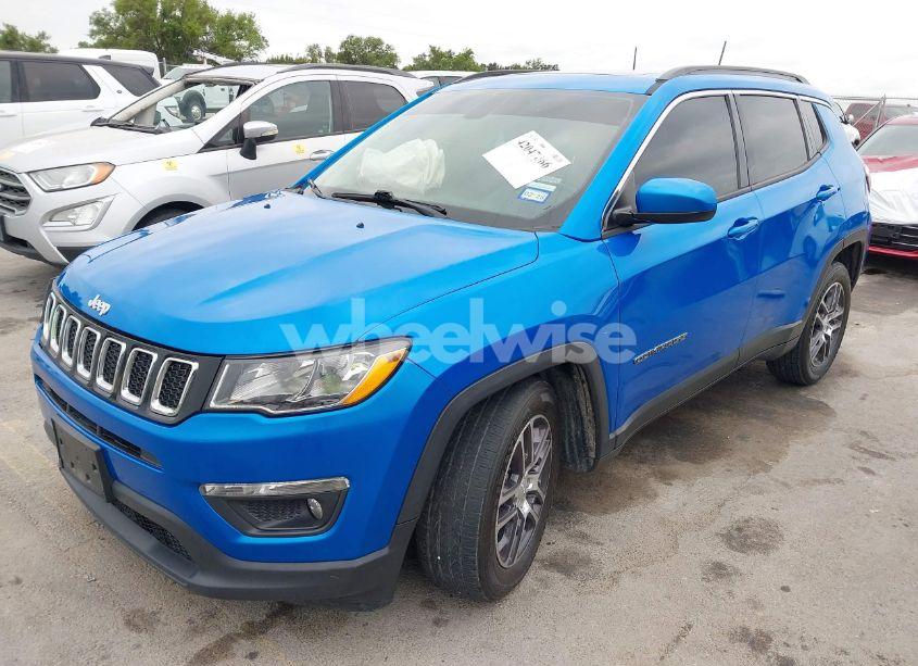 Photo 2 of 2019 Jeep Compass SUN AND WHEEL FWD (VIN 3C4NJCBB5KT782420)