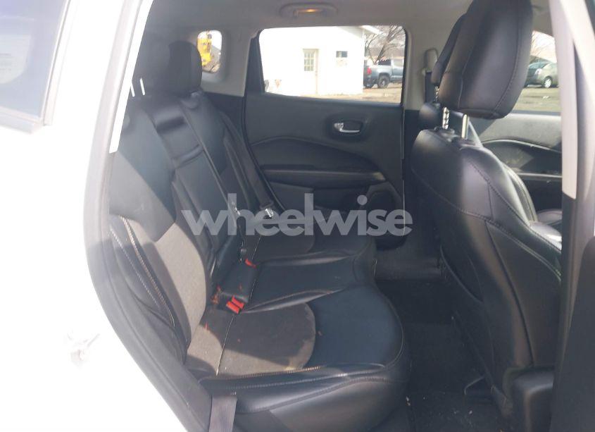Photo 8 of 2019 Jeep Compass LATITUDE FWD (VIN 3C4NJCBB5KT855205)