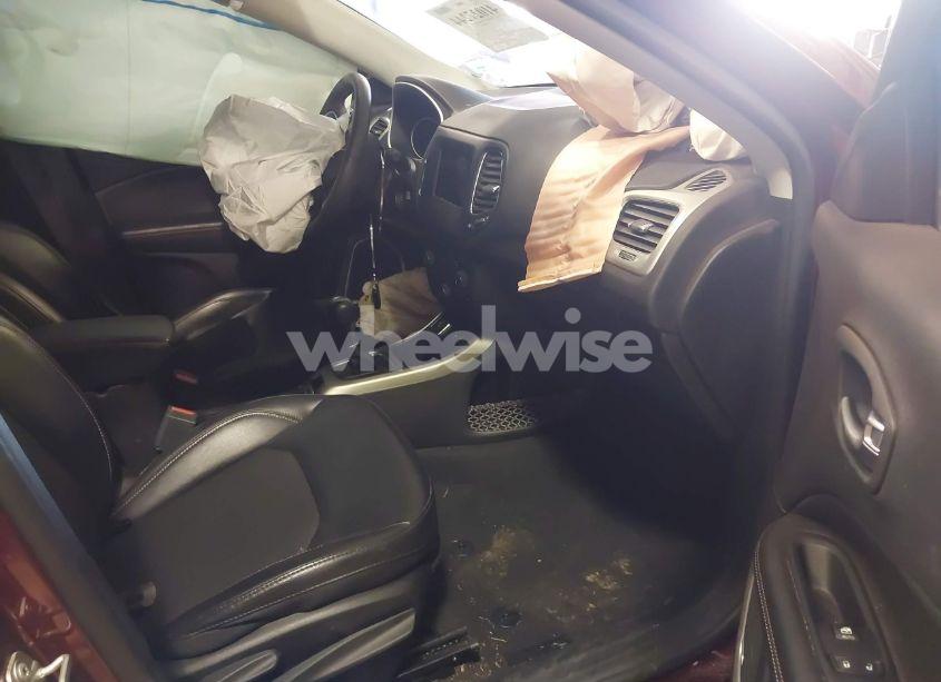 Photo 5 of 2021 Jeep Compass LATITUDE FWD (VIN 3C4NJCBB5MT514471)