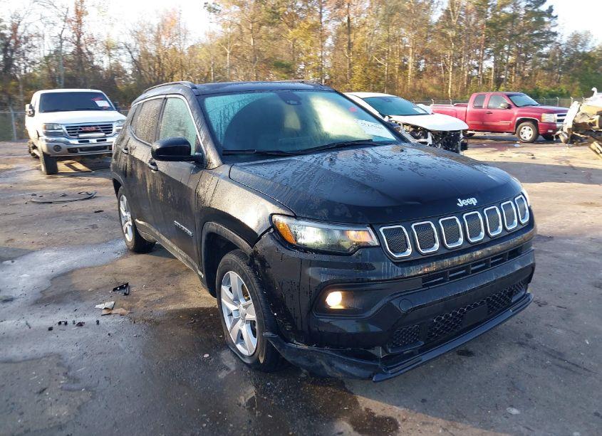 2022 Jeep Compass LATITUDE FWD (VIN 3C4NJCBB5NT229125) main photo