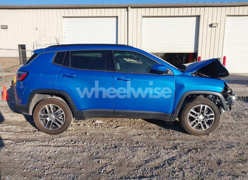 Photo 13 of 2018 Jeep Compass LATITUDE FWD (VIN 3C4NJCBB6JT140433)