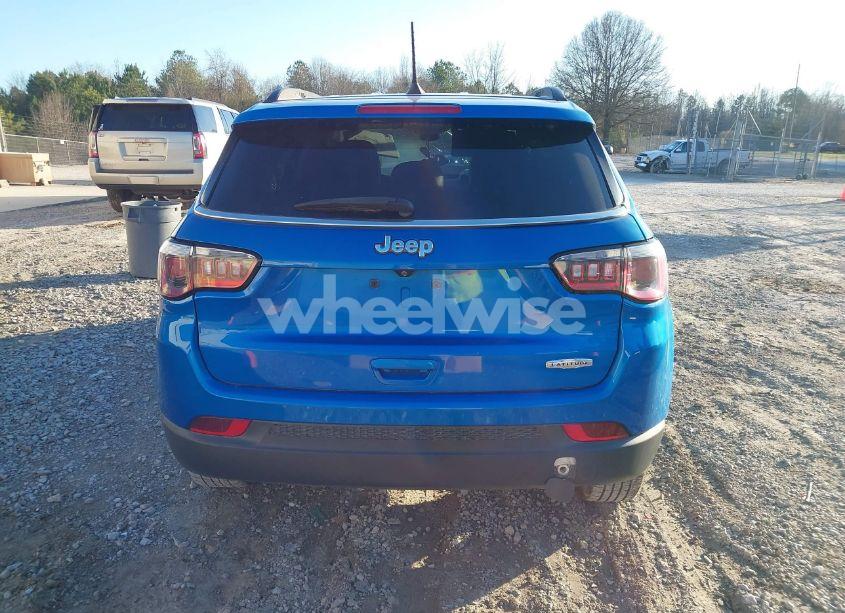 Photo 16 of 2018 Jeep Compass LATITUDE FWD (VIN 3C4NJCBB6JT140433)